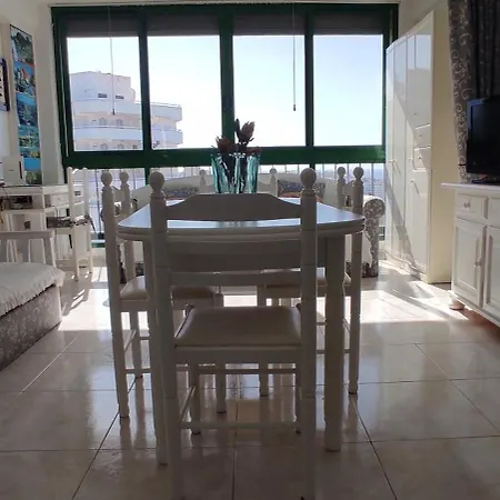 Your Terrace On The Ocean 公寓 *