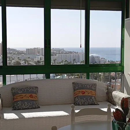 Your Terrace On The Ocean 阿德耶